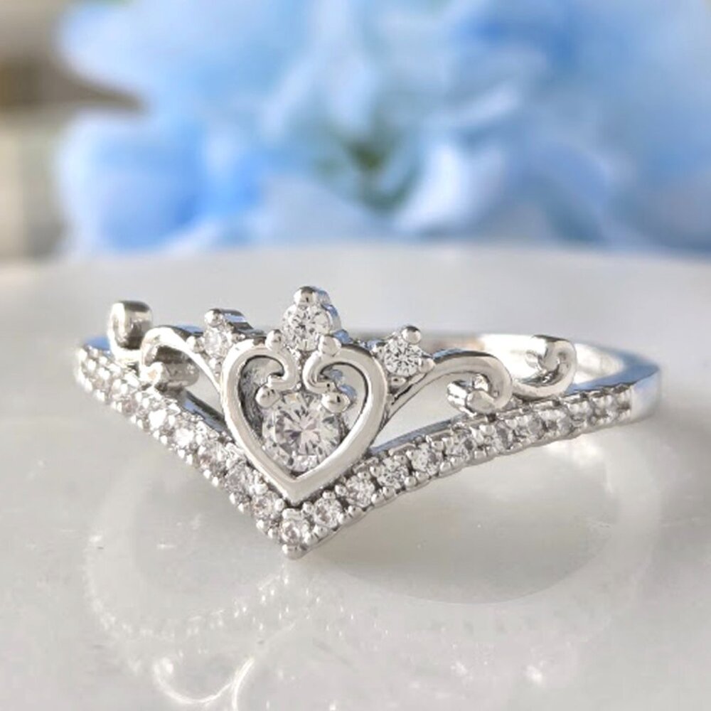 Wishbone Heart Ring - Charmed Aroma, size 6